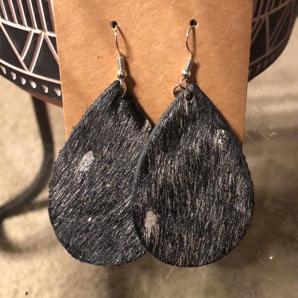 Handmade Leather Teardrop Earrings $16 each pair - Picture 7 of 8